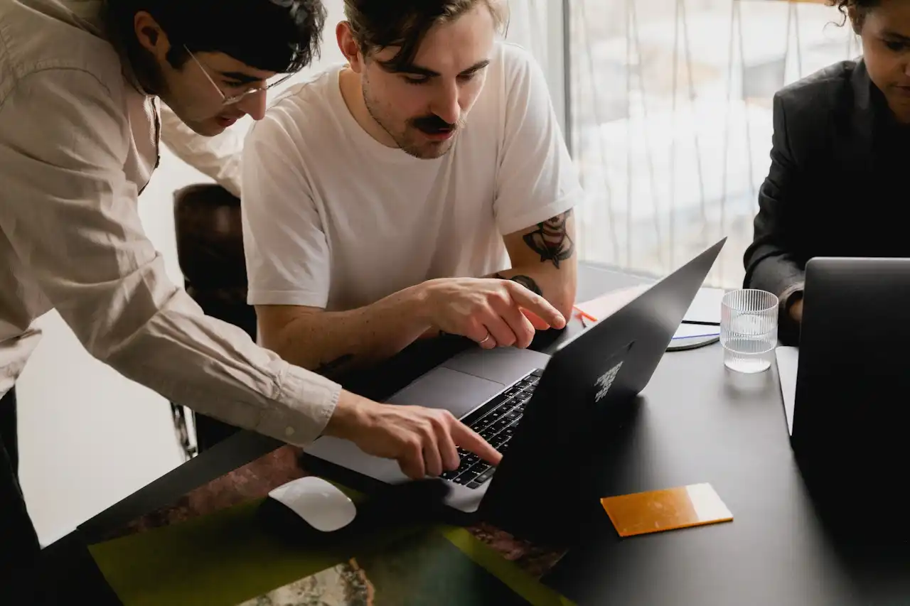 Team AI Training – Practical AI workshops tailored to your team